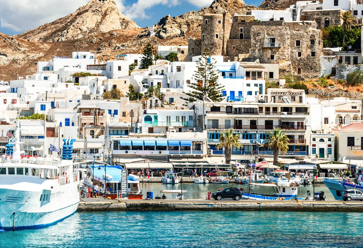 Naxos - yacht charter Mykonos