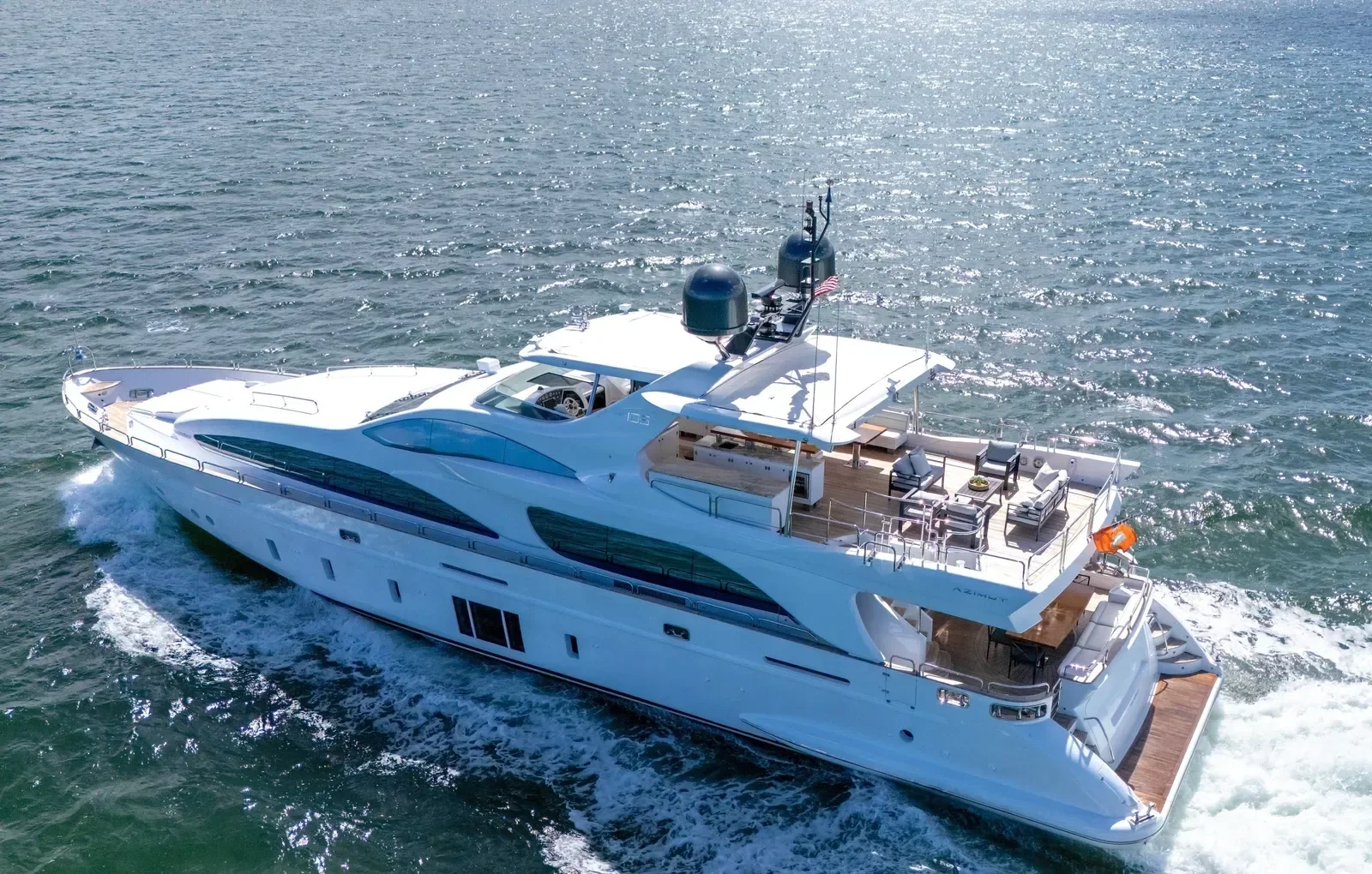 105 ft Azimut Fly - photo 11 yacht charter Miami