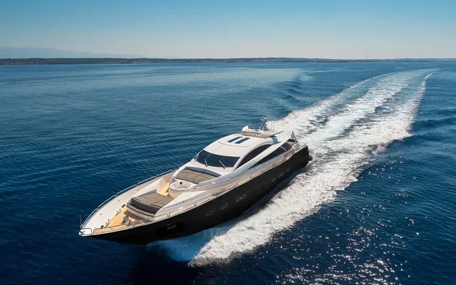 108 ft Sunseeker - yacht charter Miami