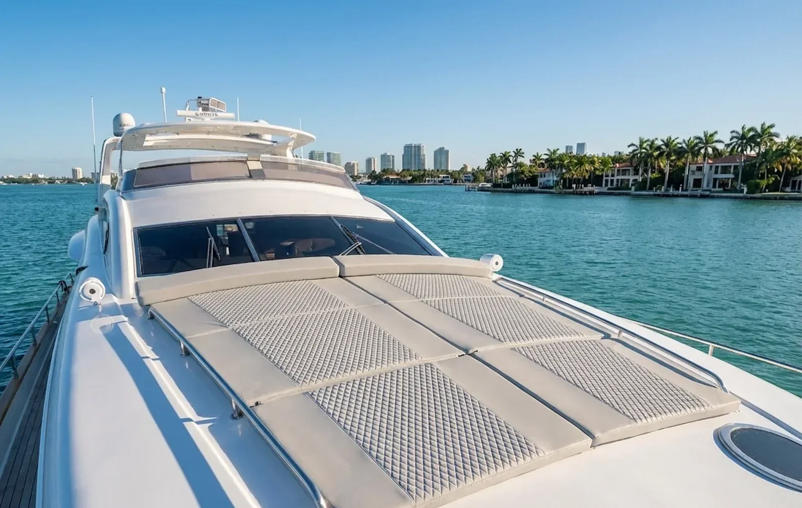 110 ft Antago - photo 7 yacht charter Miami