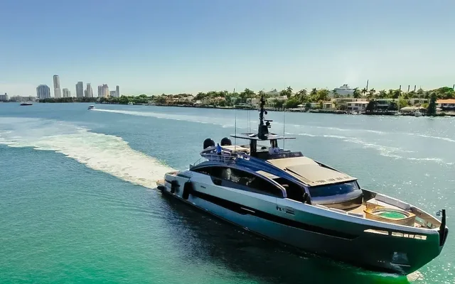 116 ft Pershing - yacht charter Miami
