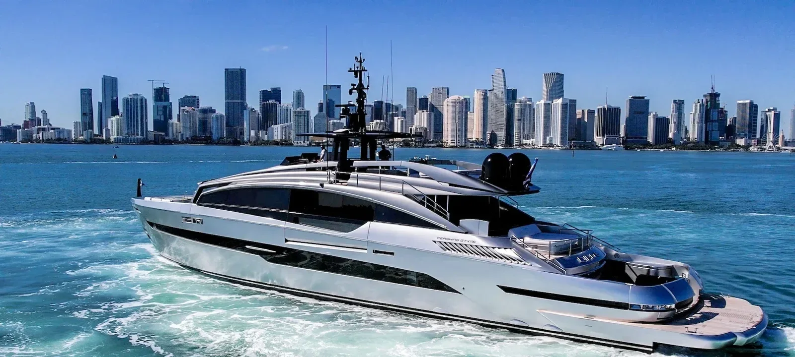 116 ft Pershing - photo 4 yacht charter Miami