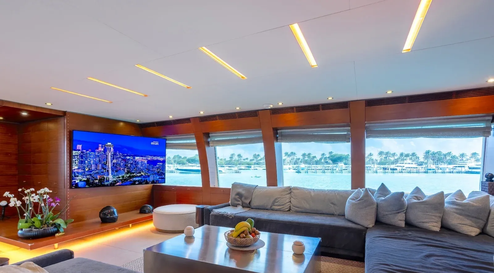 135 ft Baglietto - photo 3 yacht charter Miami