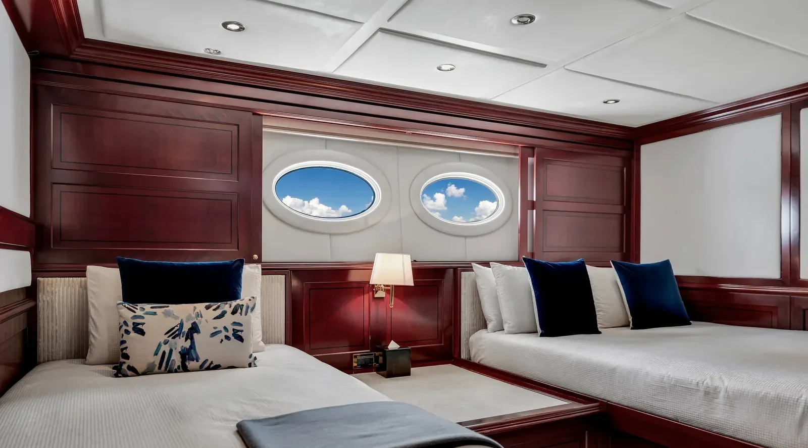 165 ft Trinity - photo 9 yacht charter Miami