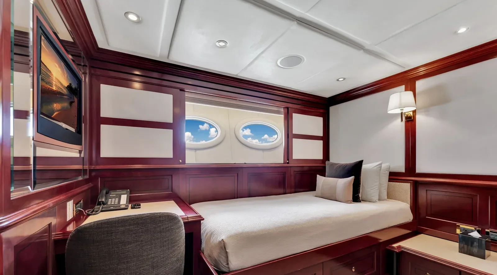 165 ft Trinity - photo 10 yacht charter Miami