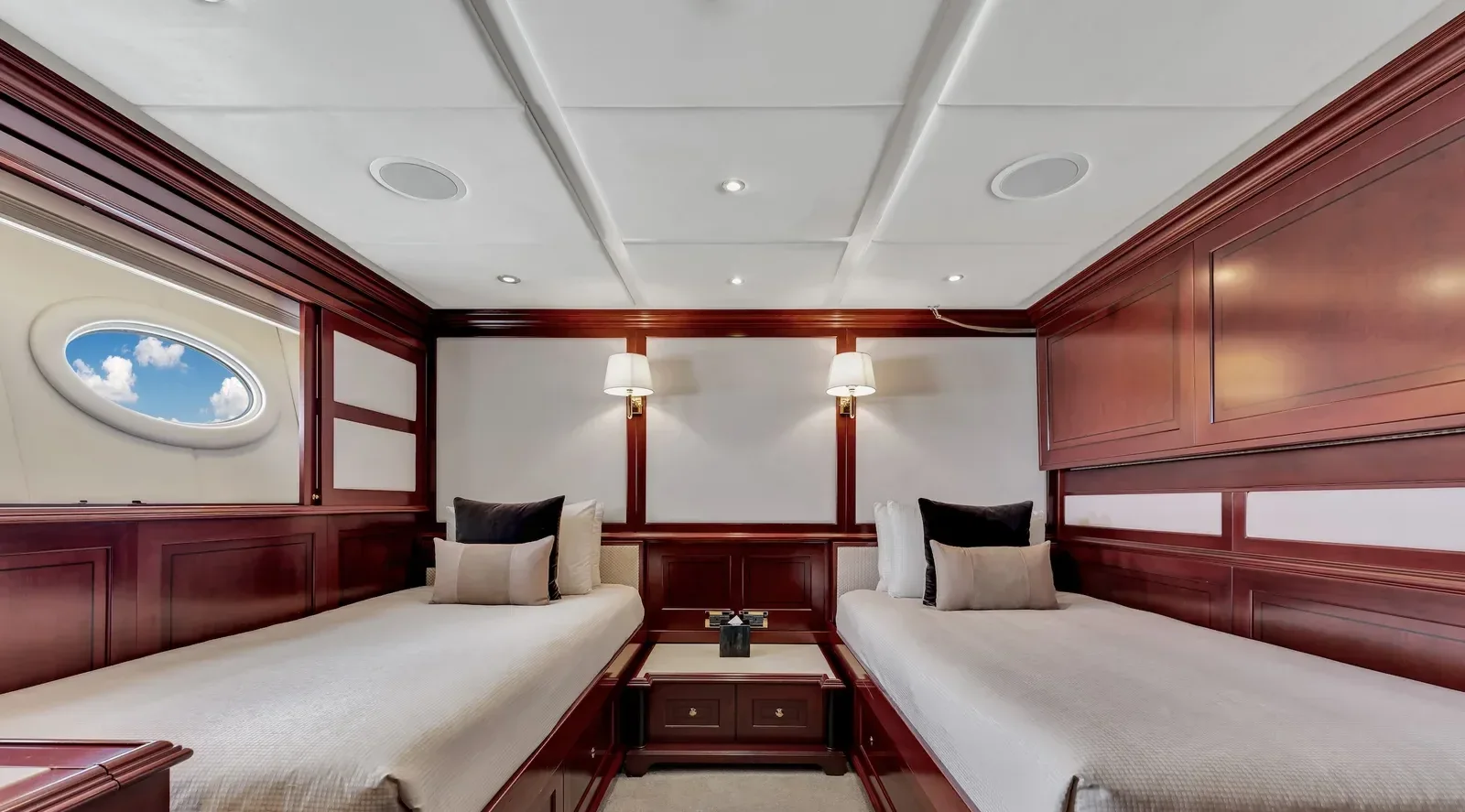 165 ft Trinity - photo 11 yacht charter Miami