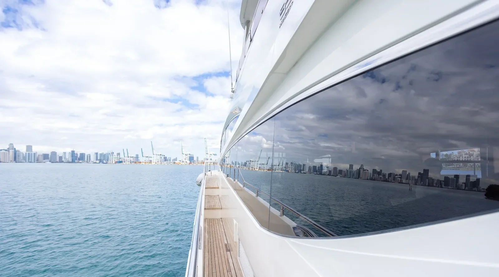 85 ft Princess - photo 11 yacht charter Miami