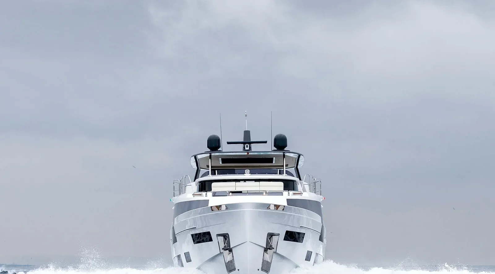88 ft Sirena - photo 5 yacht charter Miami