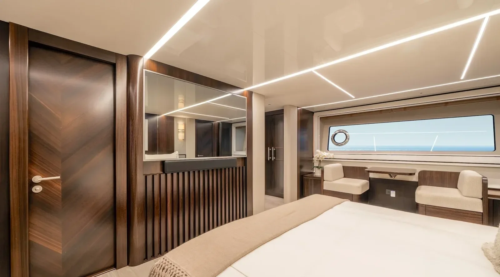 90 ft Sunseeker - photo 6 yacht charter Miami