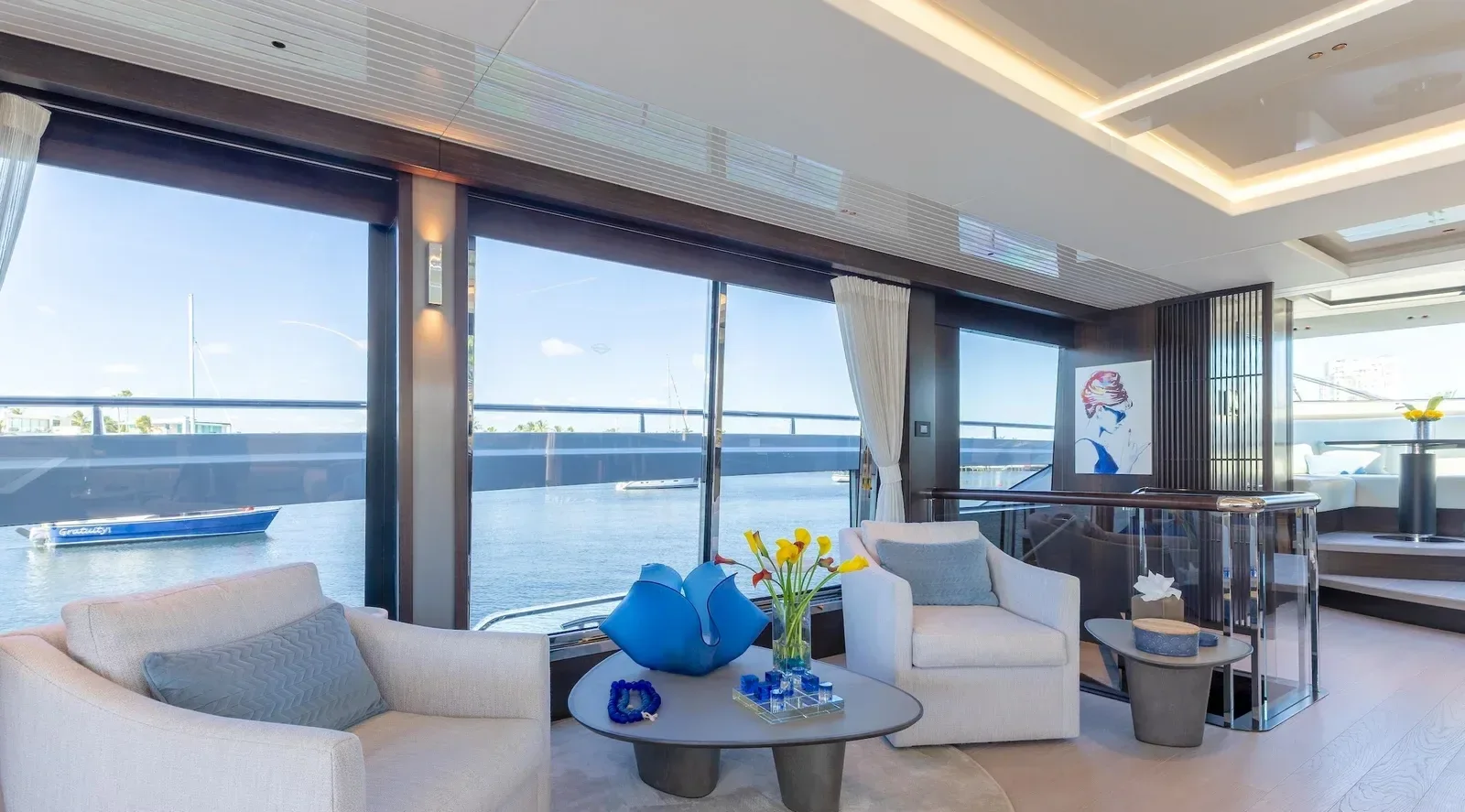 90 ft Sunseeker - photo 11 yacht charter Miami