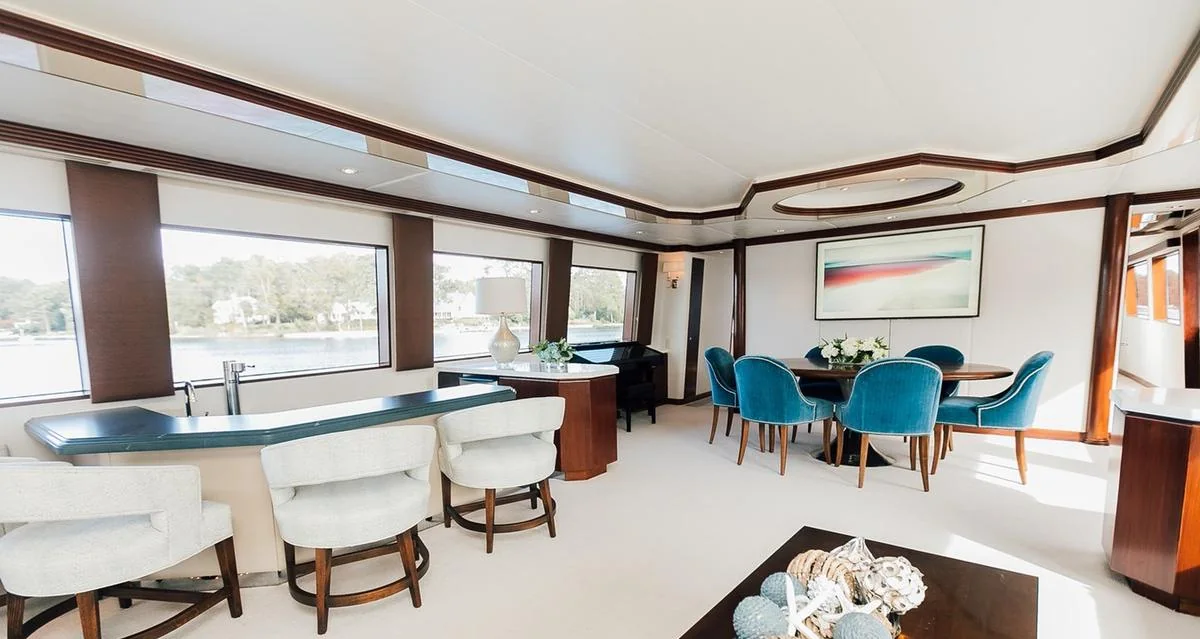 A' Salute - photo 9 yacht charter Miami