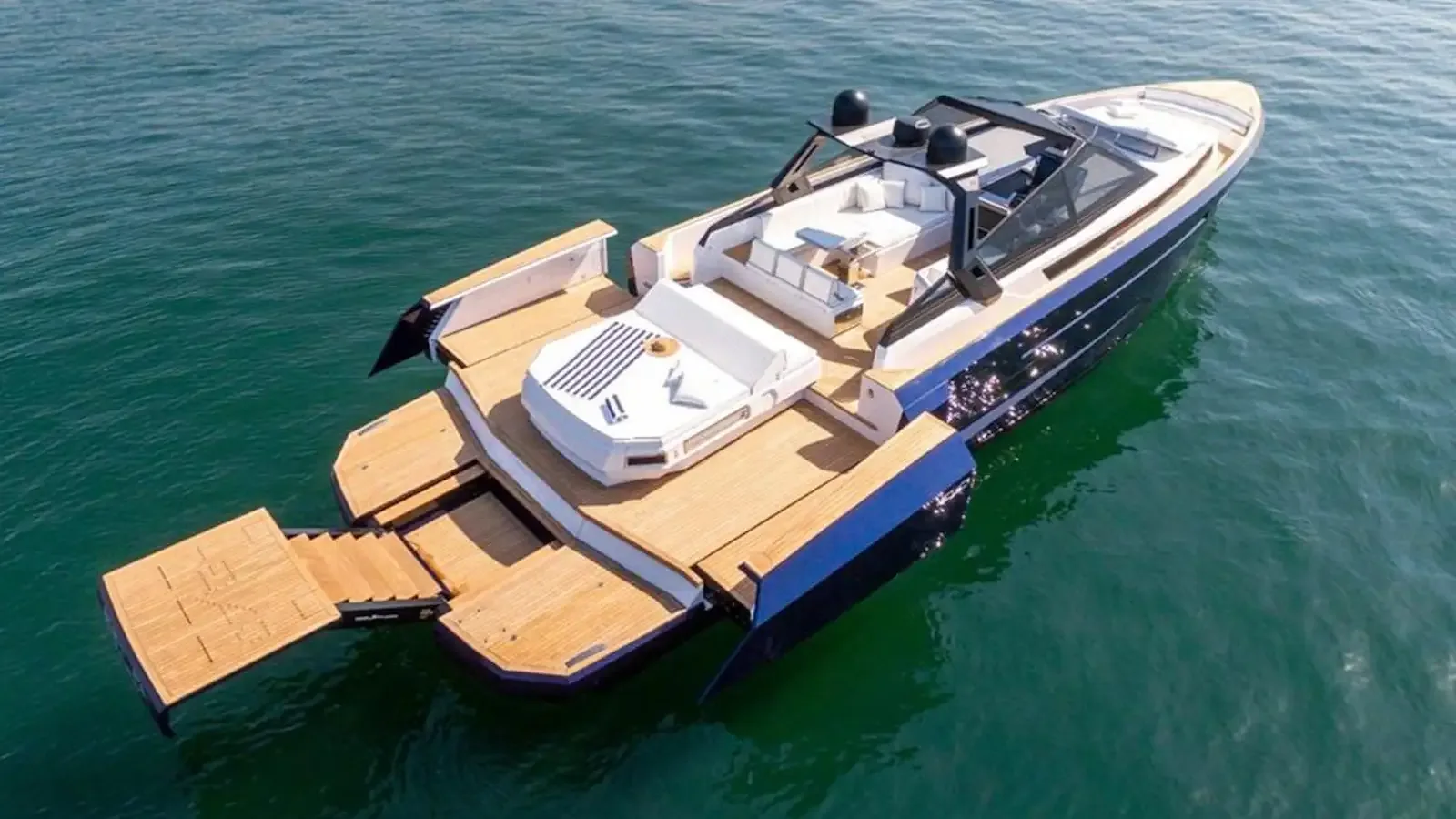Absolem - photo 2 yacht charter Cannes