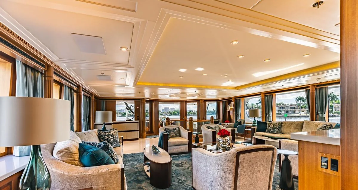 Acta - photo 7 yacht charter Miami