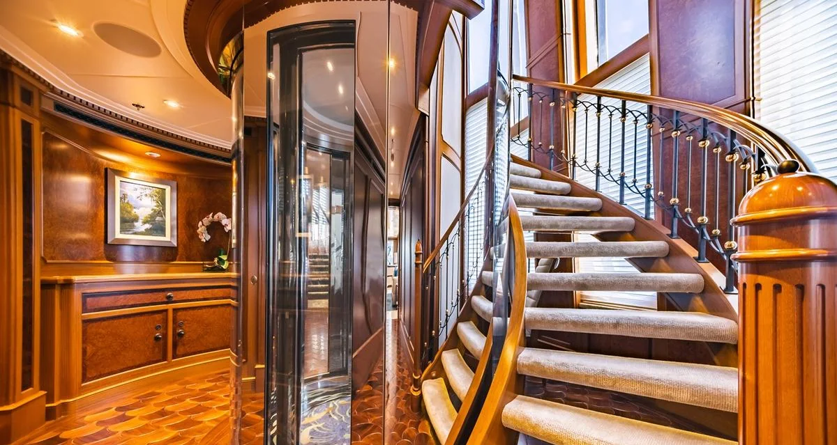 Acta - photo 8 yacht charter Miami
