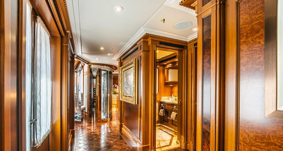 Acta - photo 12 yacht charter Miami