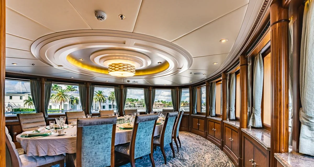 Acta - photo 14 yacht charter Miami