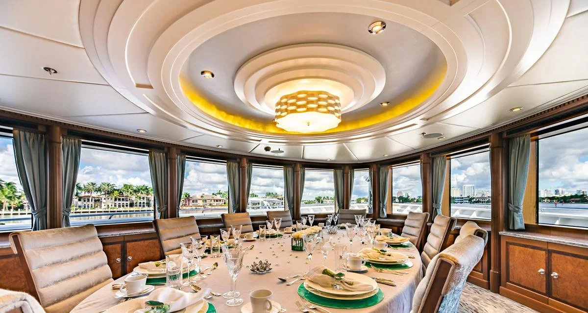 Acta - photo 15 yacht charter Miami
