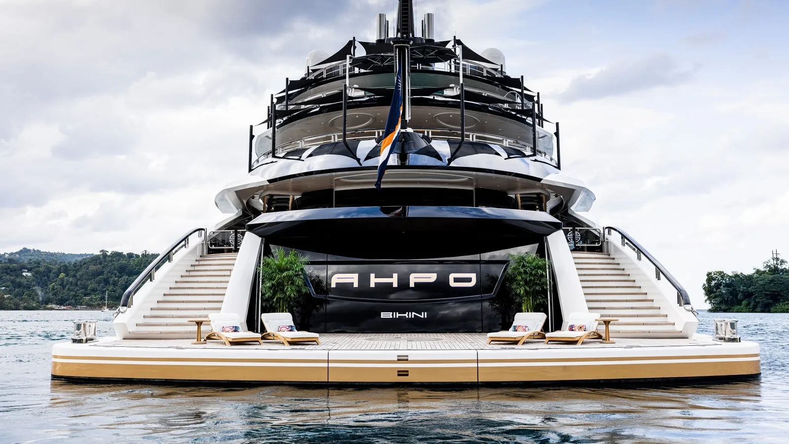 AHPO - photo 3 yacht charter Cannes
