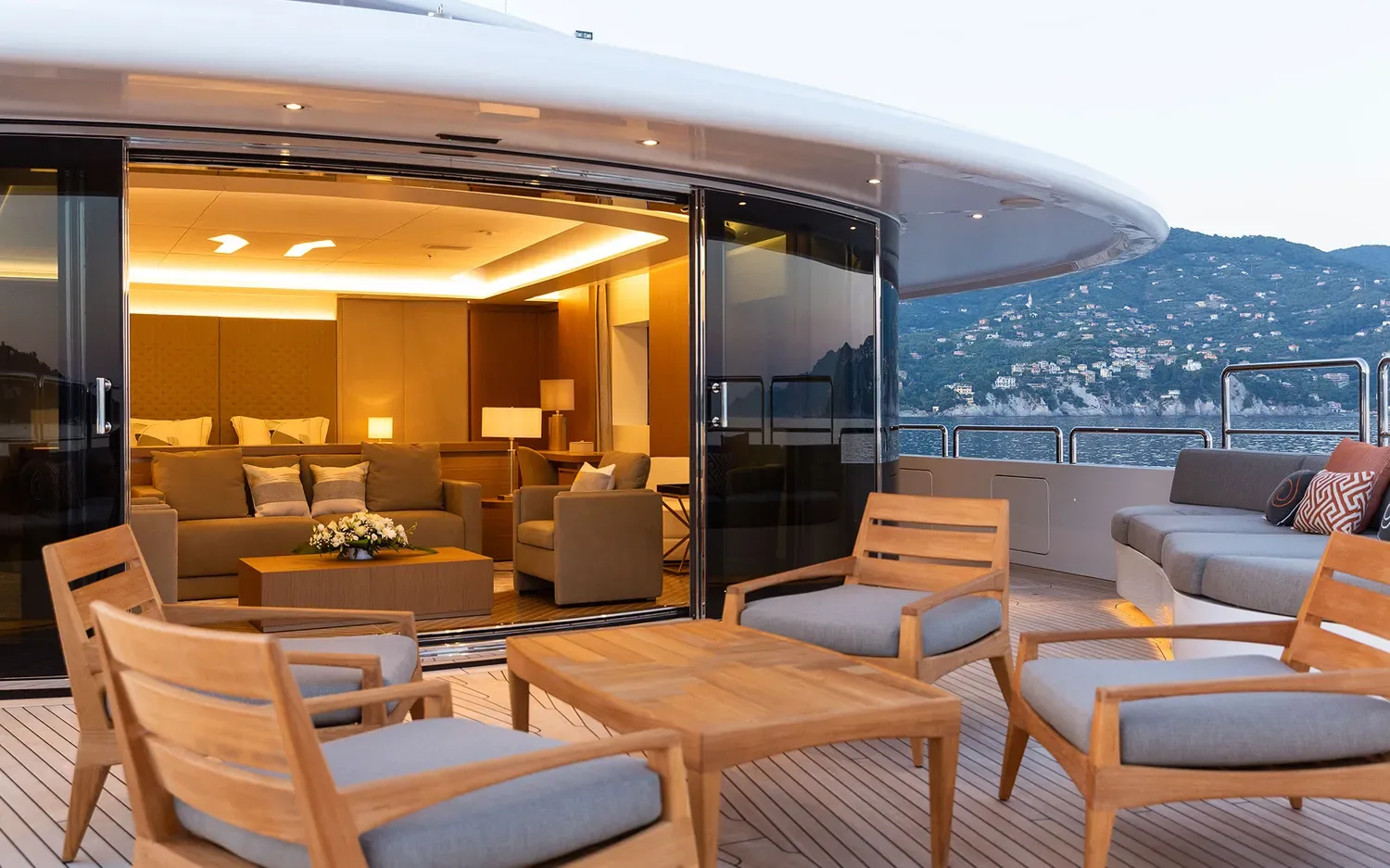 ALFA - photo 8 yacht charter Cannes