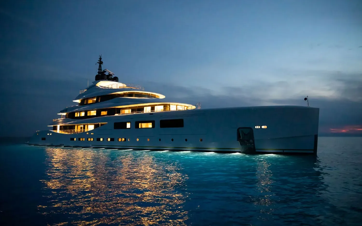 ALFA - photo 34 yacht charter Cannes