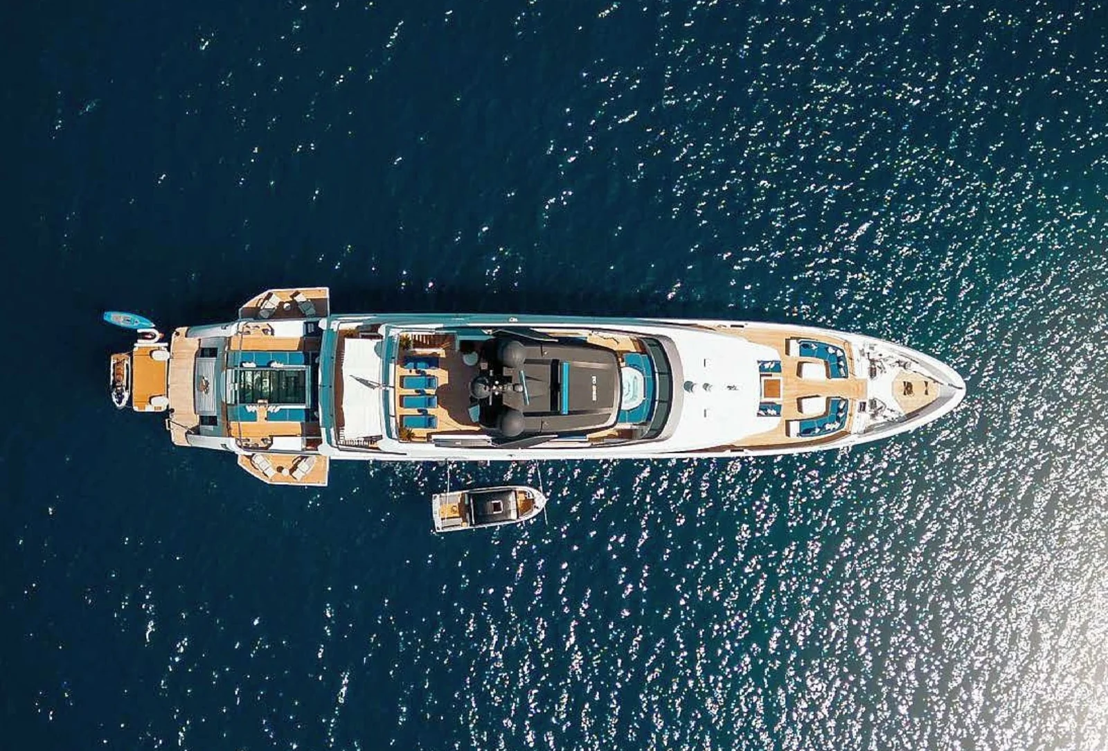 Alulim - photo 17 yacht charter Cannes