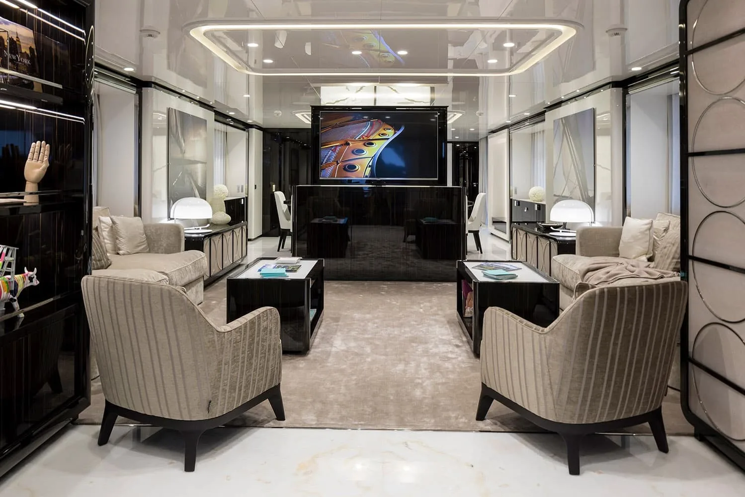 ANDIAMO - photo 11 yacht charter Cannes