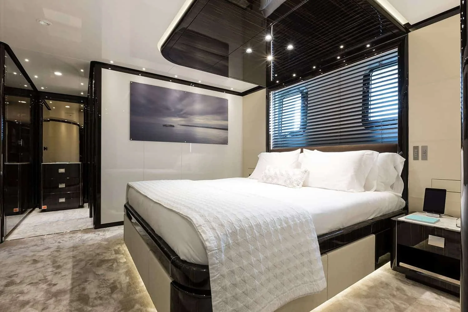ANDIAMO - photo 15 yacht charter Cannes