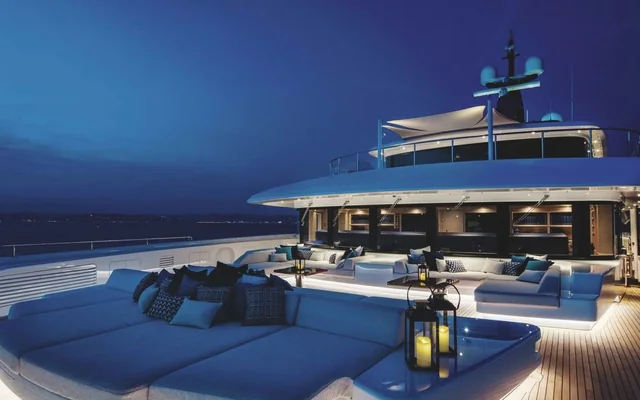 Starburst IV - yacht charter Miami