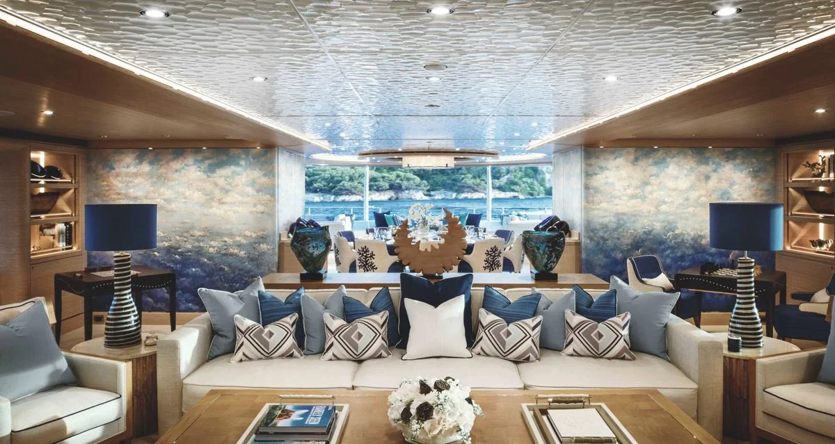 Starburst IV - photo 6 yacht charter Miami