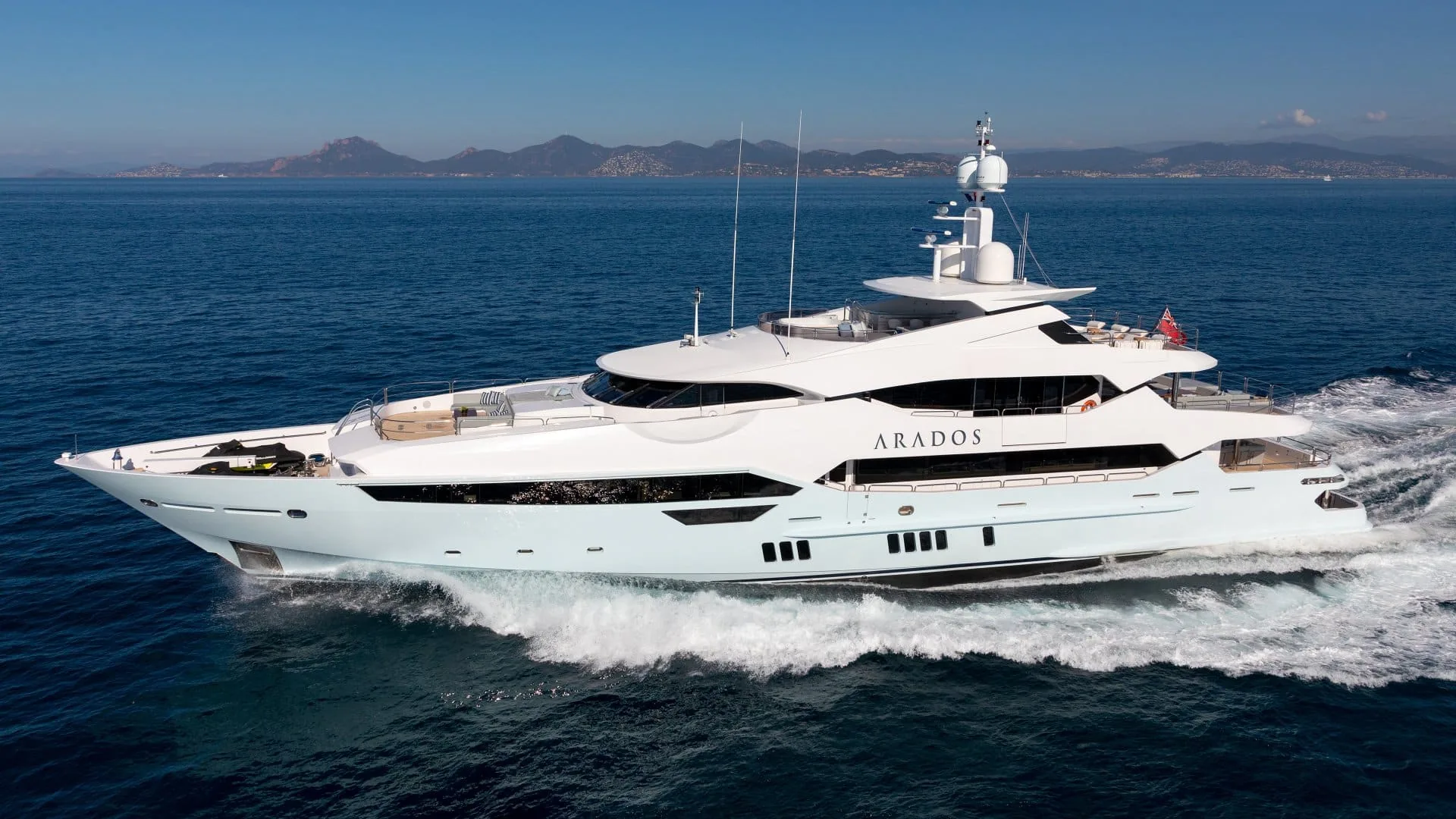 ARADOS - photo 1 yacht charter Cannes