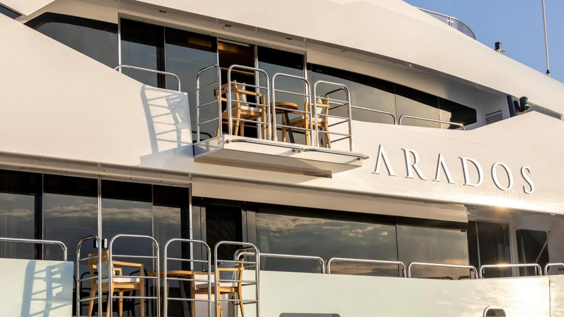 ARADOS - photo 7 yacht charter Cannes