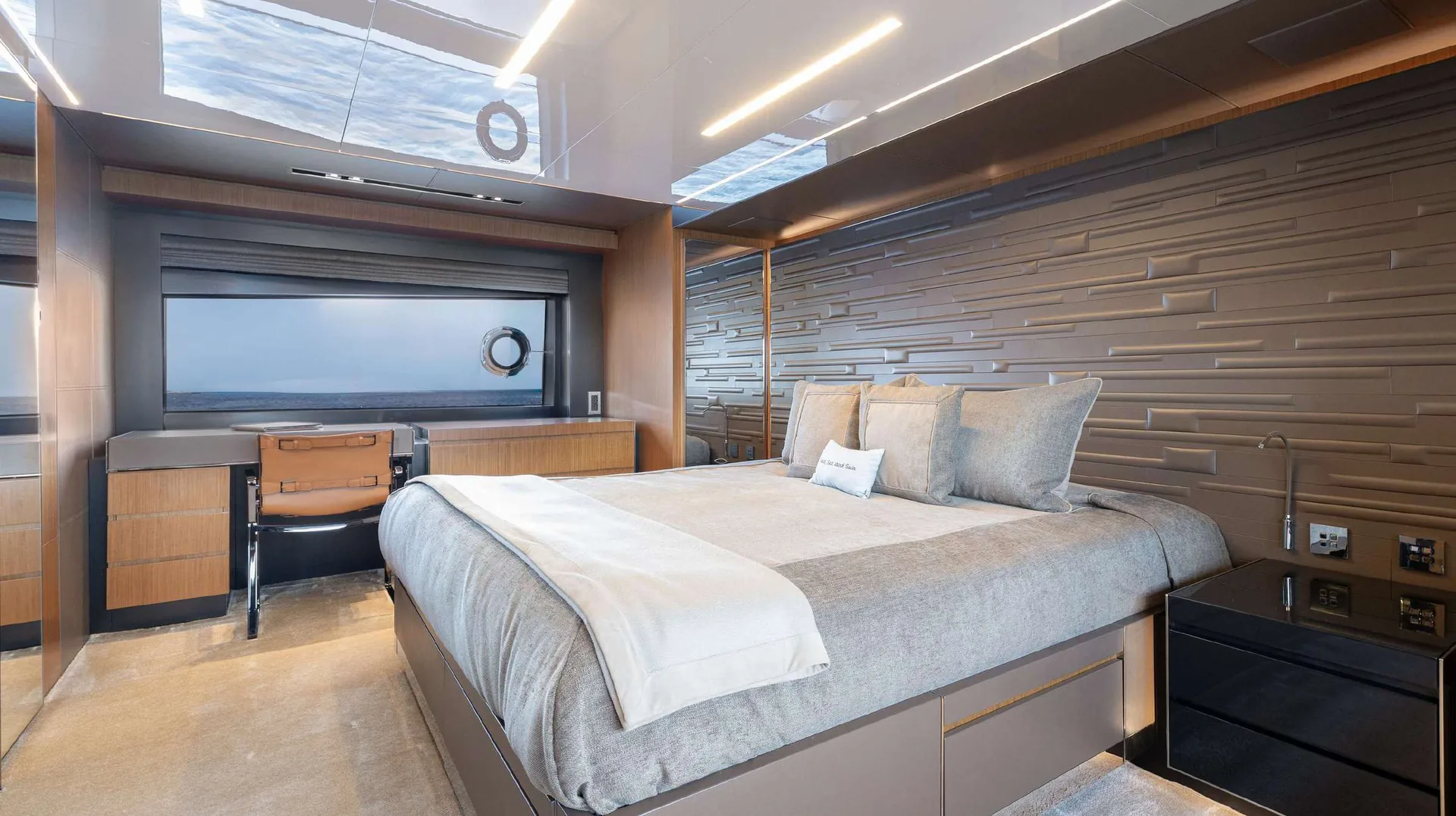 Ariyas - photo 19 yacht charter Cannes