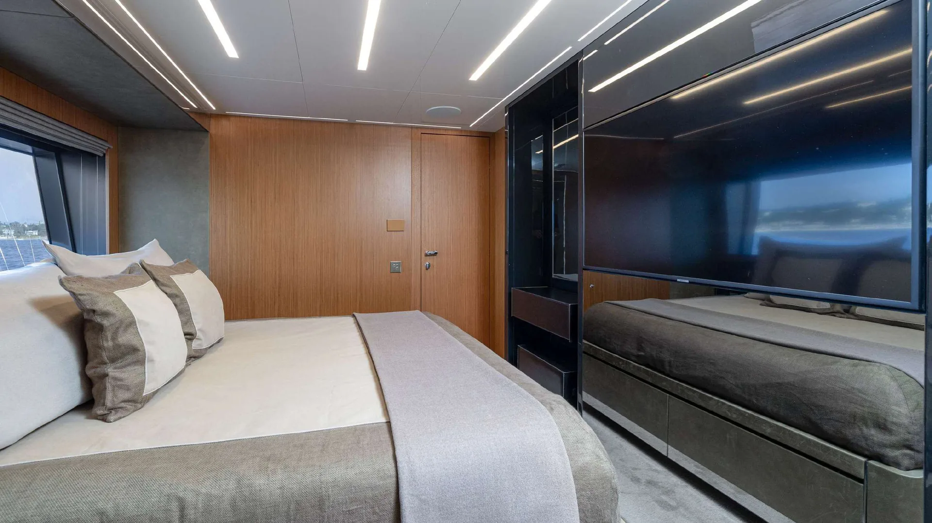 Ariyas - photo 24 yacht charter Cannes