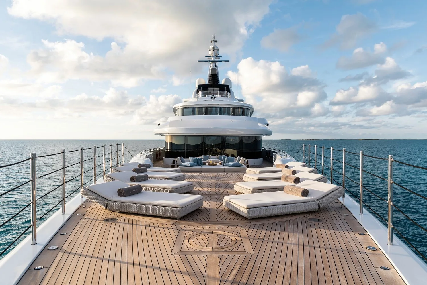 ARTISAN - photo 16 yacht charter Cannes