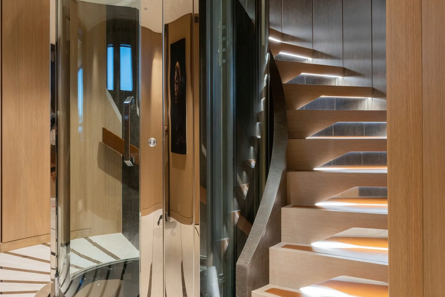 ARTISAN - photo 27 yacht charter Cannes