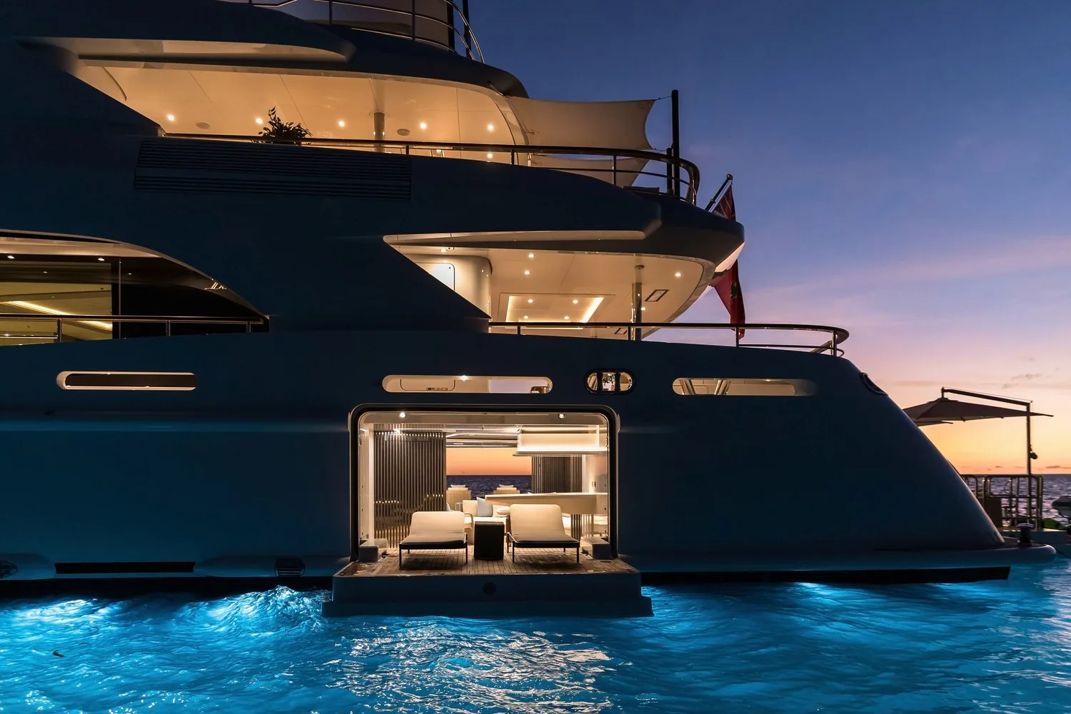 ARTISAN - photo 45 yacht charter Cannes