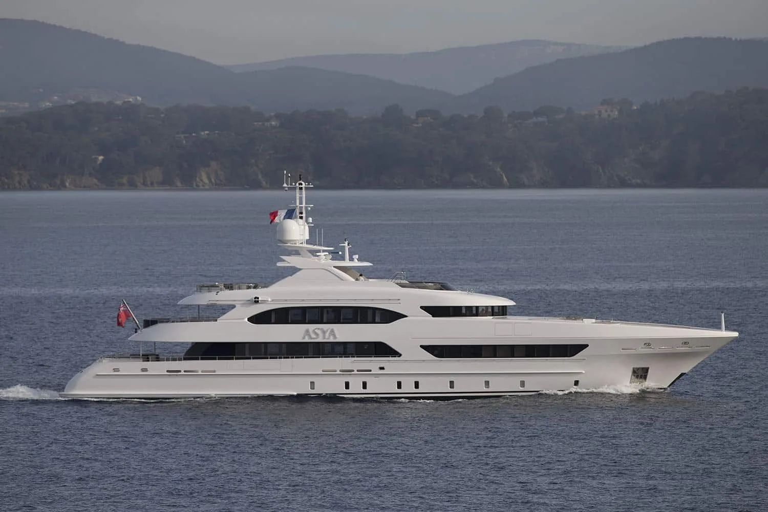 ASYA - photo 2 yacht charter Cannes