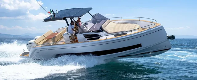 Avangarde 35 - yacht charter Cannes