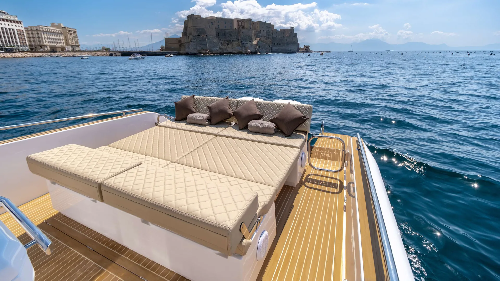 Avangarde 35 - photo 5 yacht charter Cannes