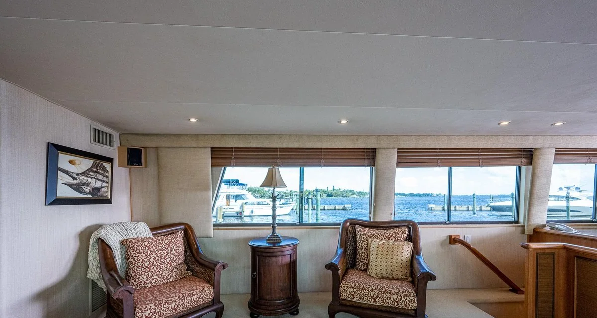 Bandit - photo 9 yacht charter Miami