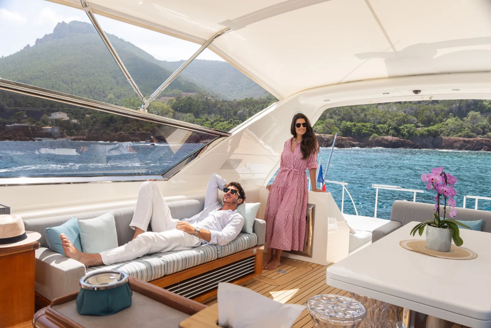 Baoli - photo 16 yacht charter Cannes