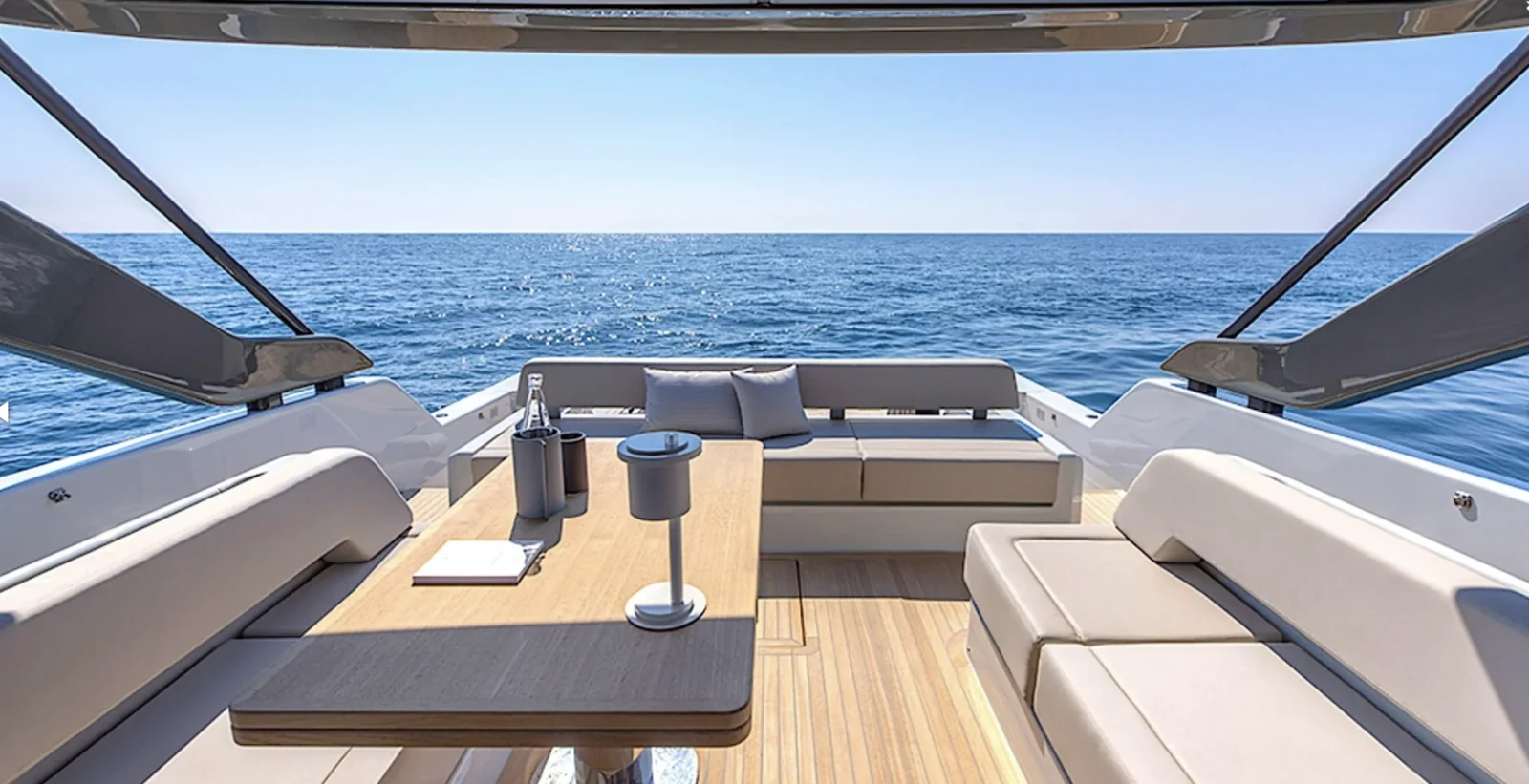 Bluegame BG54 - photo 5 yacht charter Cannes
