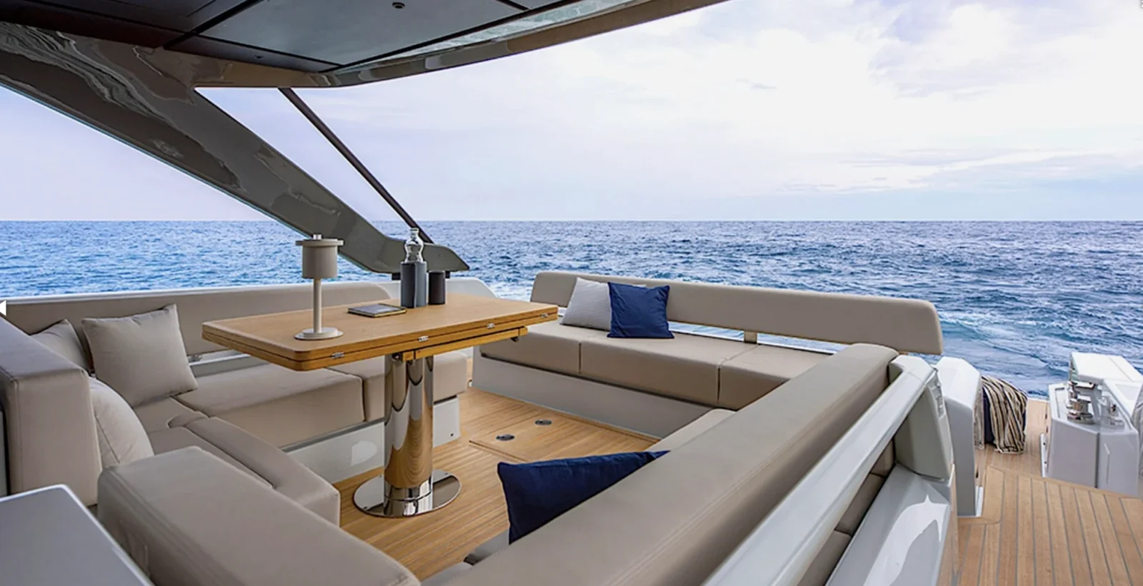 Bluegame BG54 - photo 6 yacht charter Cannes