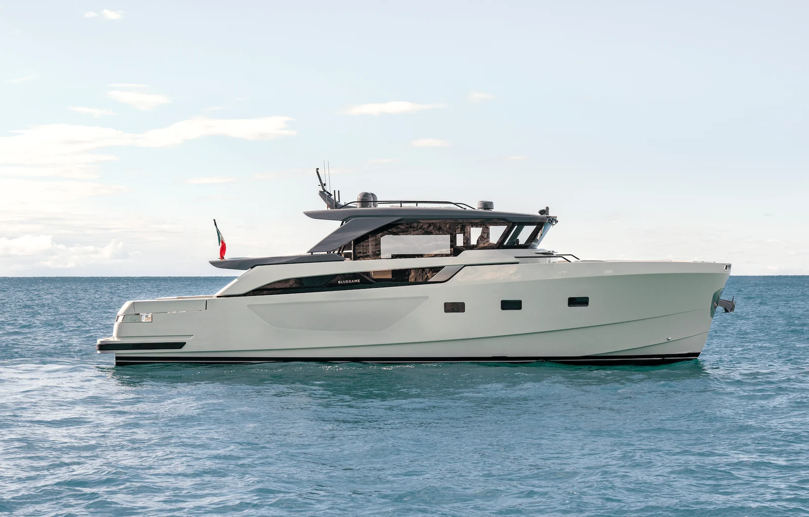 Bluegame BG62 - photo 3 yacht charter Cannes
