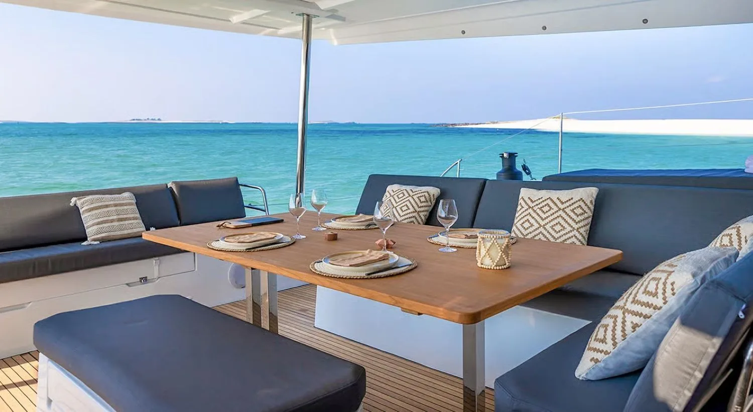 CATAMARAN AURA 51 - photo 6 yacht charter Cannes
