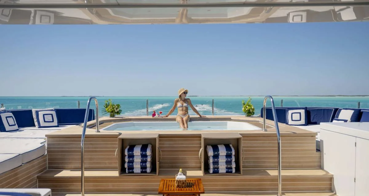 Chasseur - photo 2 yacht charter Miami