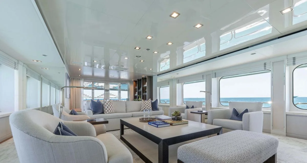 Chasseur - photo 7 yacht charter Miami