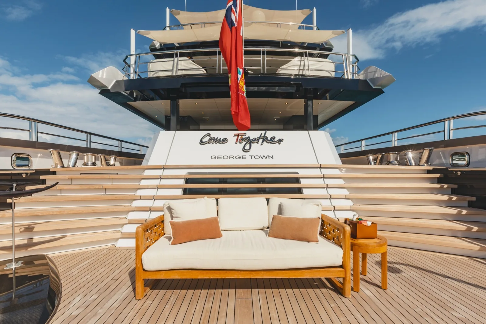 COME TOGETHER - photo 8 yacht charter Cannes