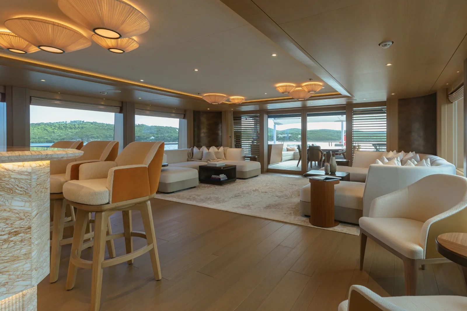 COME TOGETHER - photo 16 yacht charter Cannes