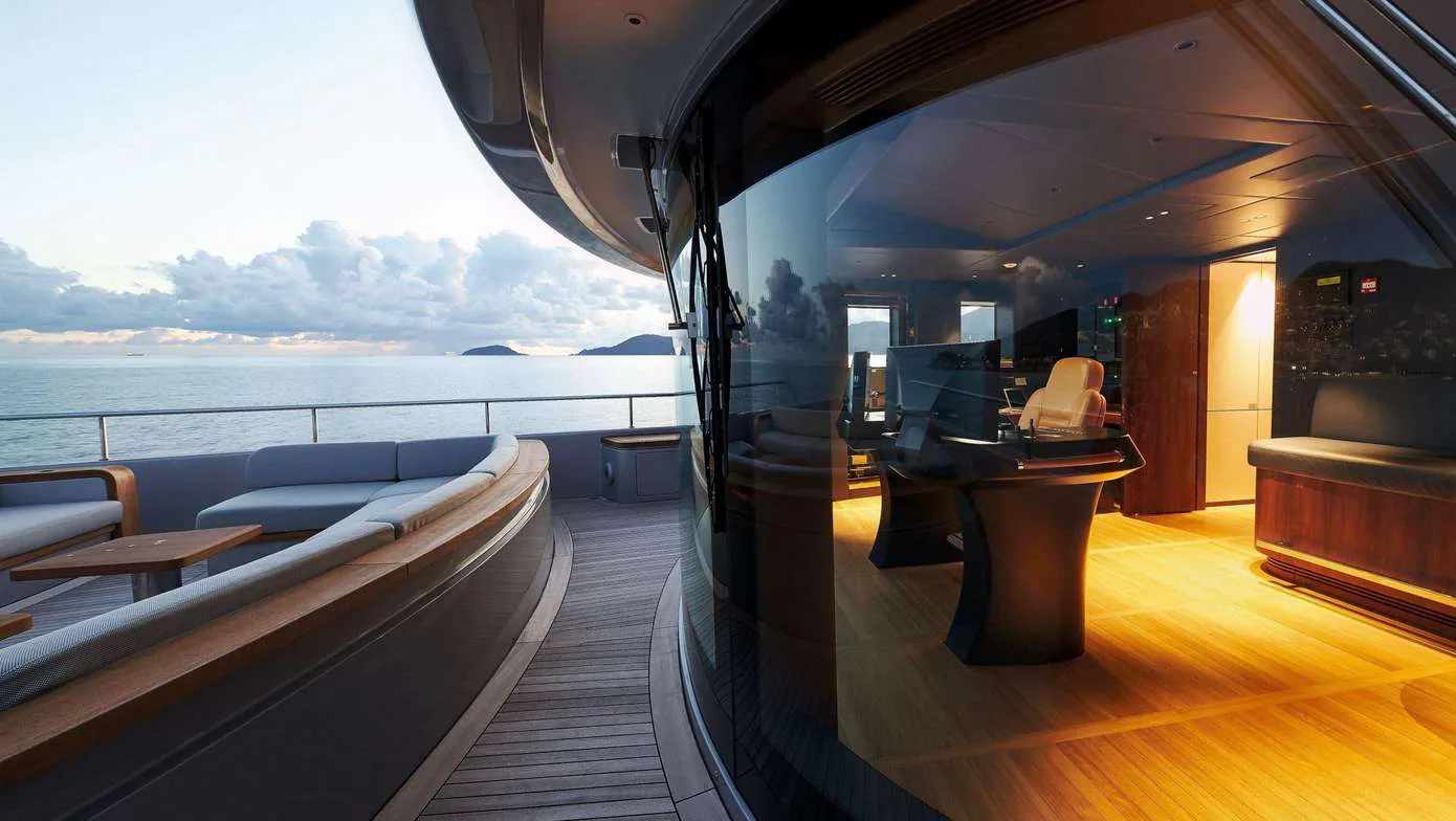 Cosmico - photo 11 yacht charter Cannes